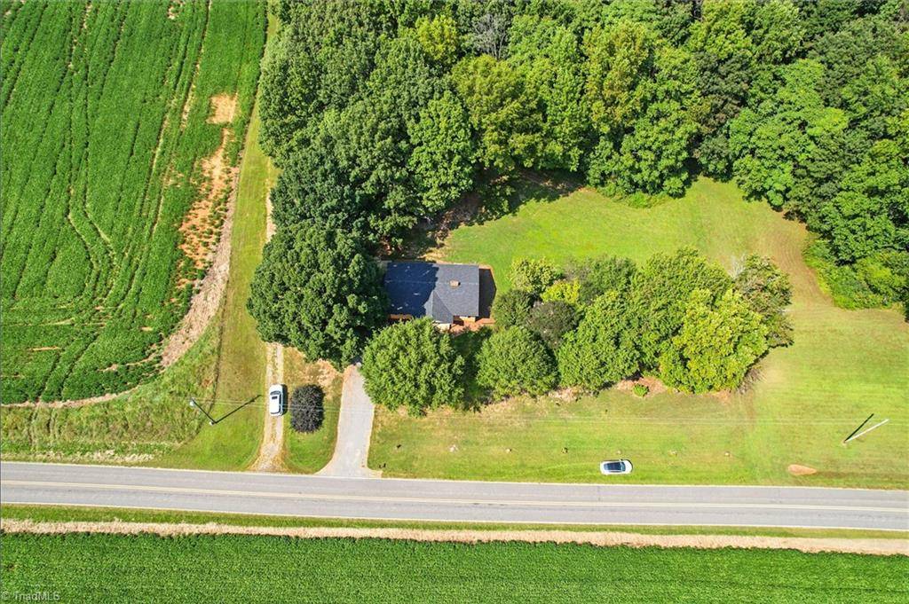 Elkin, NC 28621,856 Haynes RD