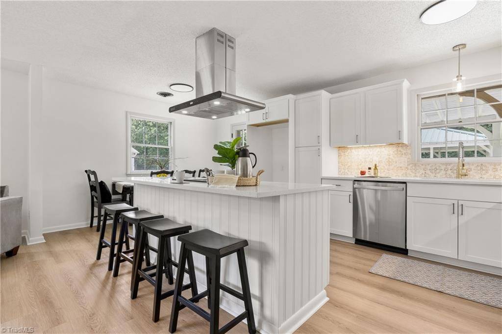 East Bend, NC 27018,317 Benbow DR