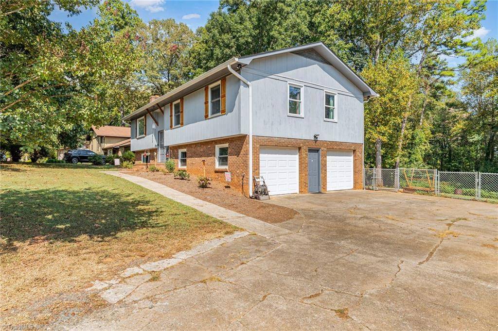 Rural Hall, NC 27045,6513 Spanish Oak DR