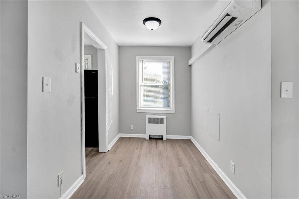 Burlington, NC 27215,1700 Roslyn DR #29 D