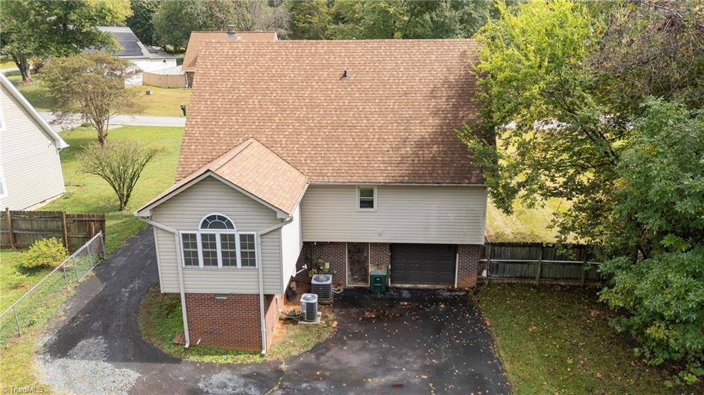 Winston-salem, NC 27106,5104 Hutchins ST