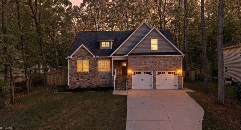 Winston-salem, NC 27106,2065 Pembrooke Forest DR