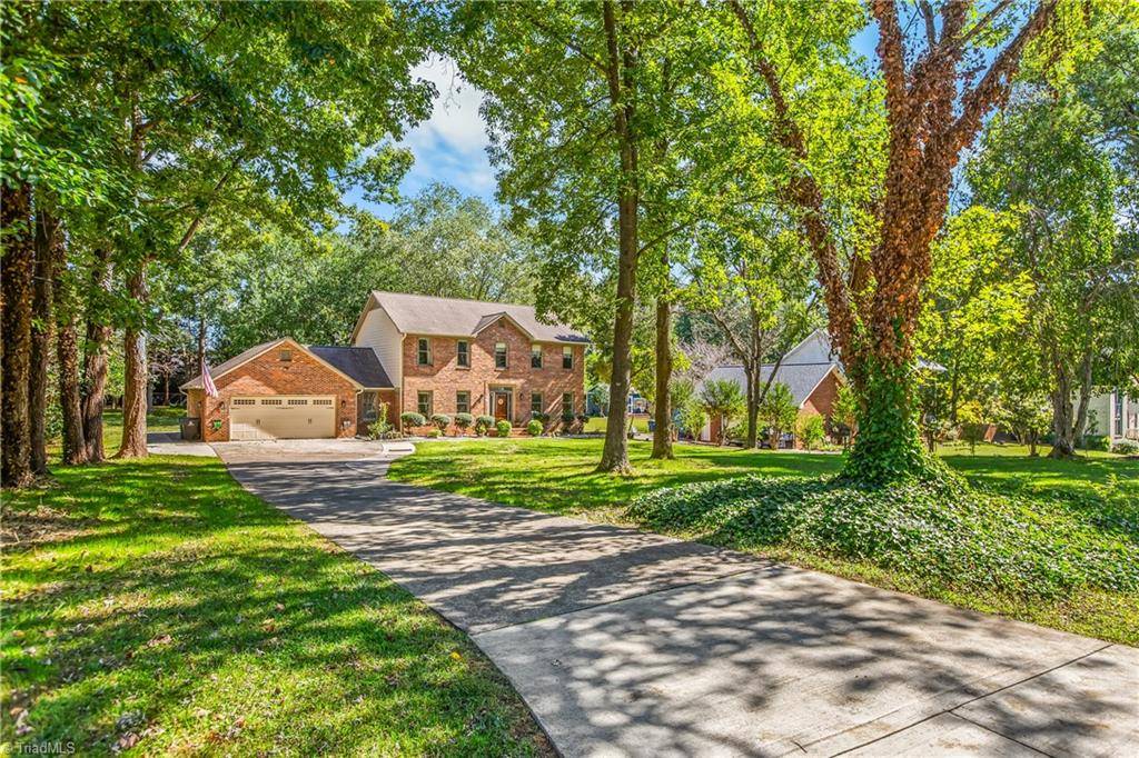 Winston-salem, NC 27107,6008 Forest Trails DR