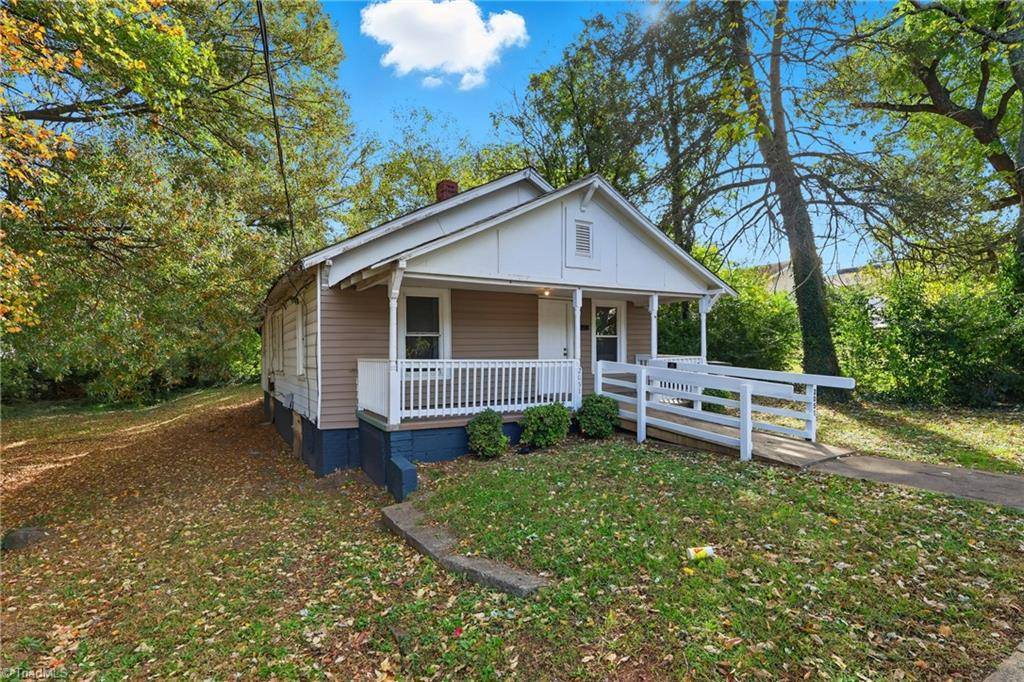 Winston-salem, NC 27107,2051 Bloomfield DR