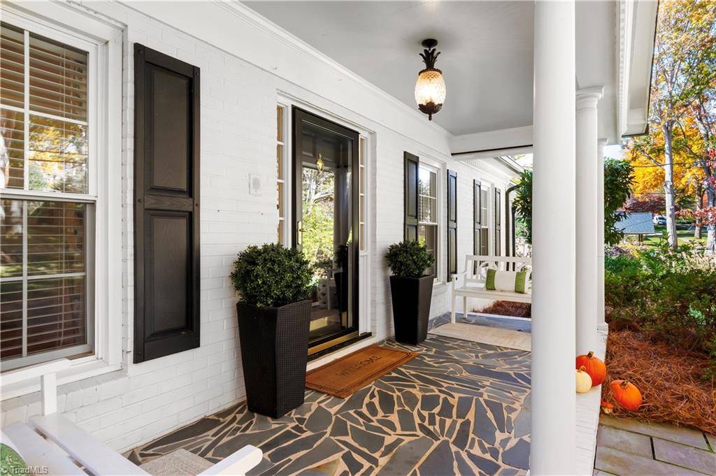 Winston-salem, NC 27104,3710 Kirklees RD