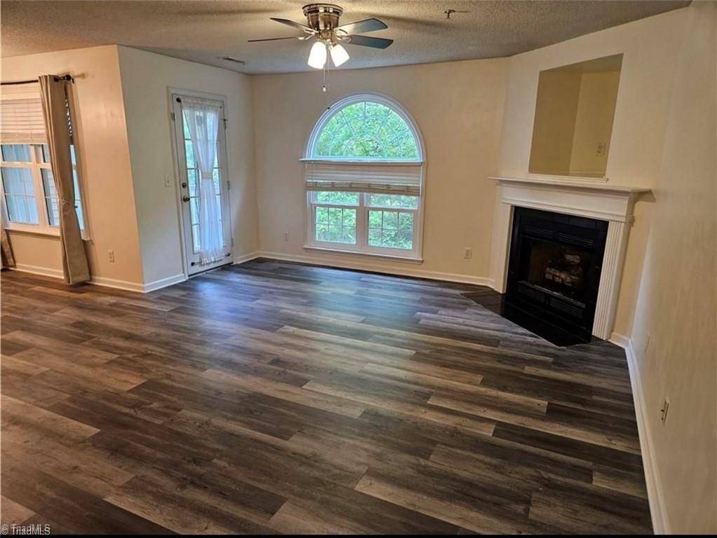 Winston-salem, NC 27127,623 Ivy Glen DR