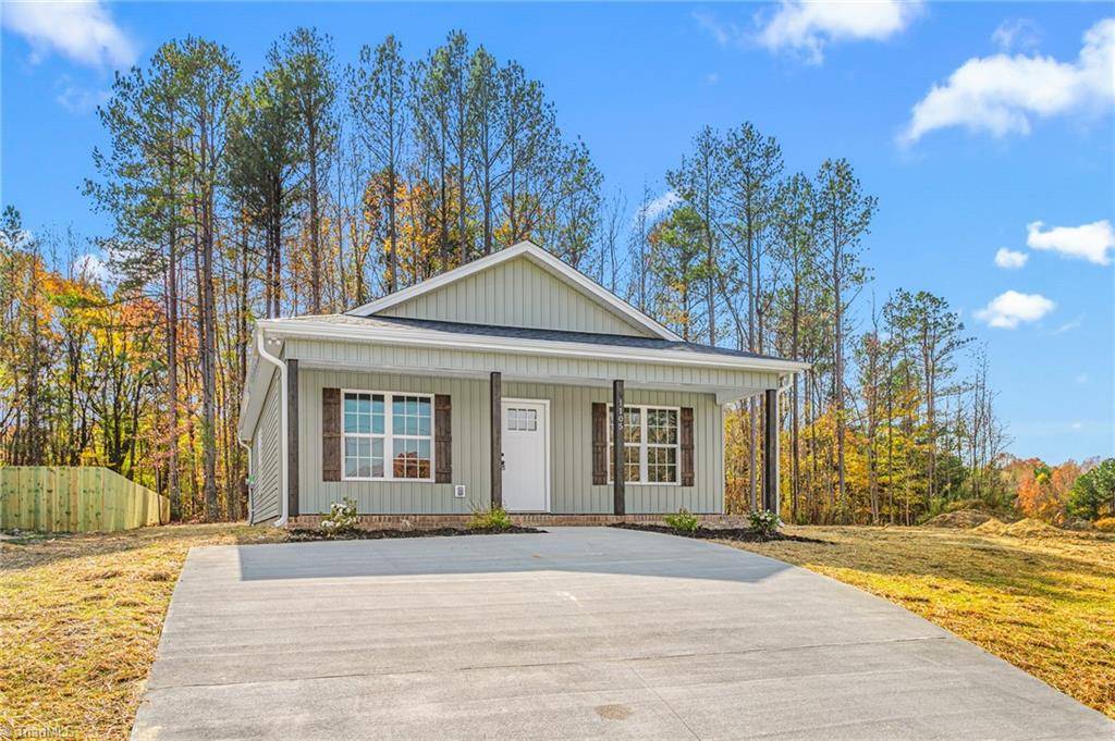 Thomasville, NC 27360,1105 Sunset DR