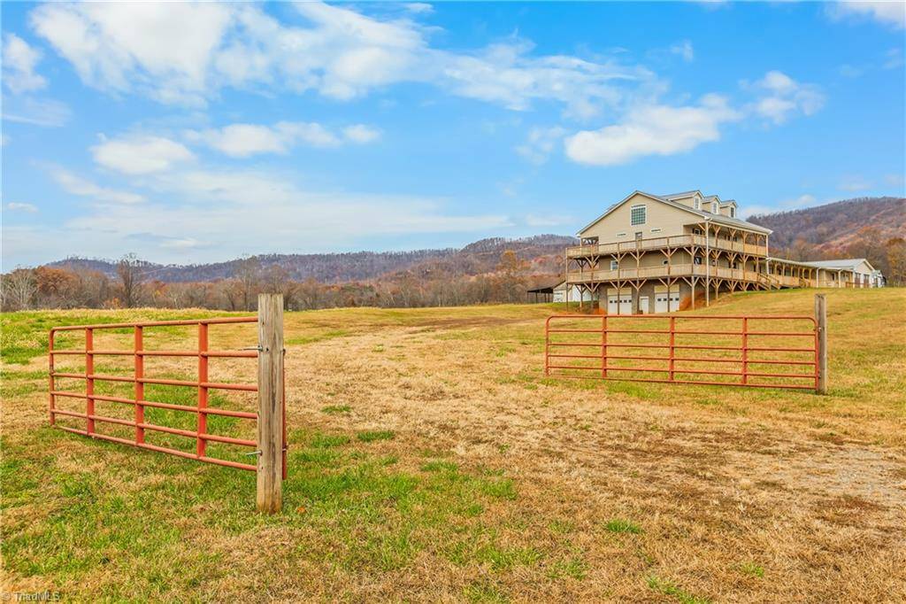 Traphill, NC 28685,222 Mountain Valley DR