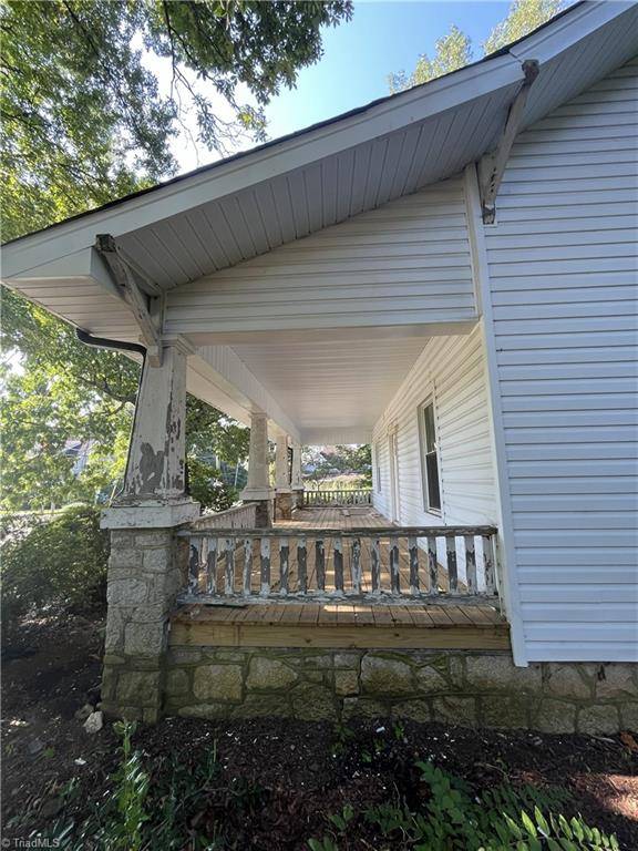 Greensboro, NC 27403,1418 Glenwood AVE