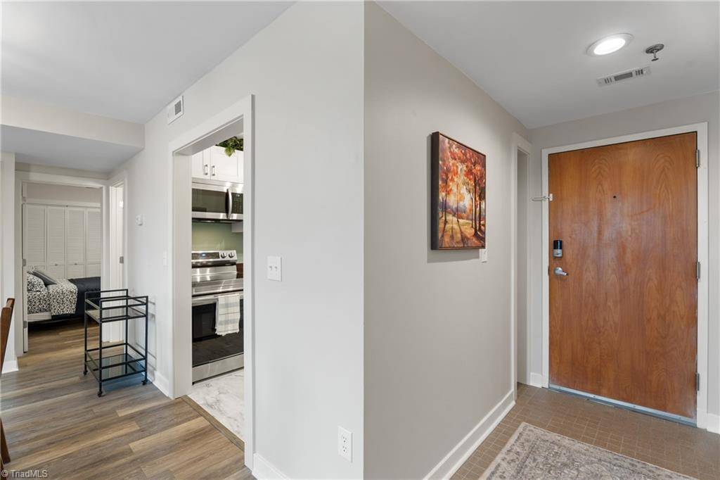 Winston-salem, NC 27101,315 N Spruce ST #304