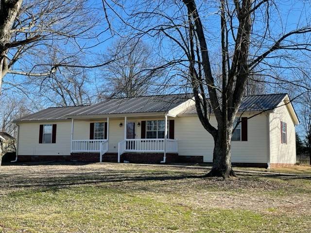 Castalian Springs, TN 37031,280 Greenfield Ln