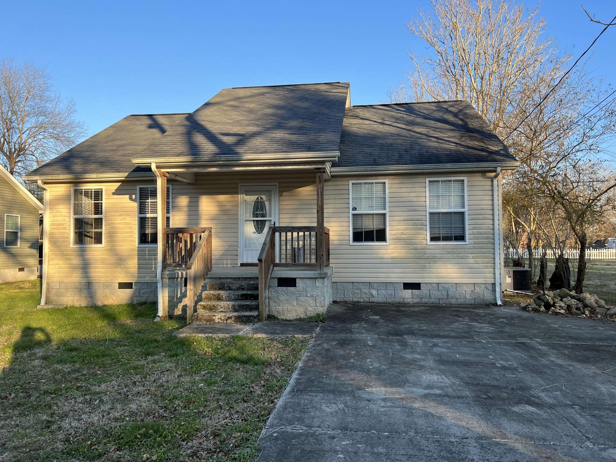 Jasper, TN 37347,506 Magnolia Avenue #4