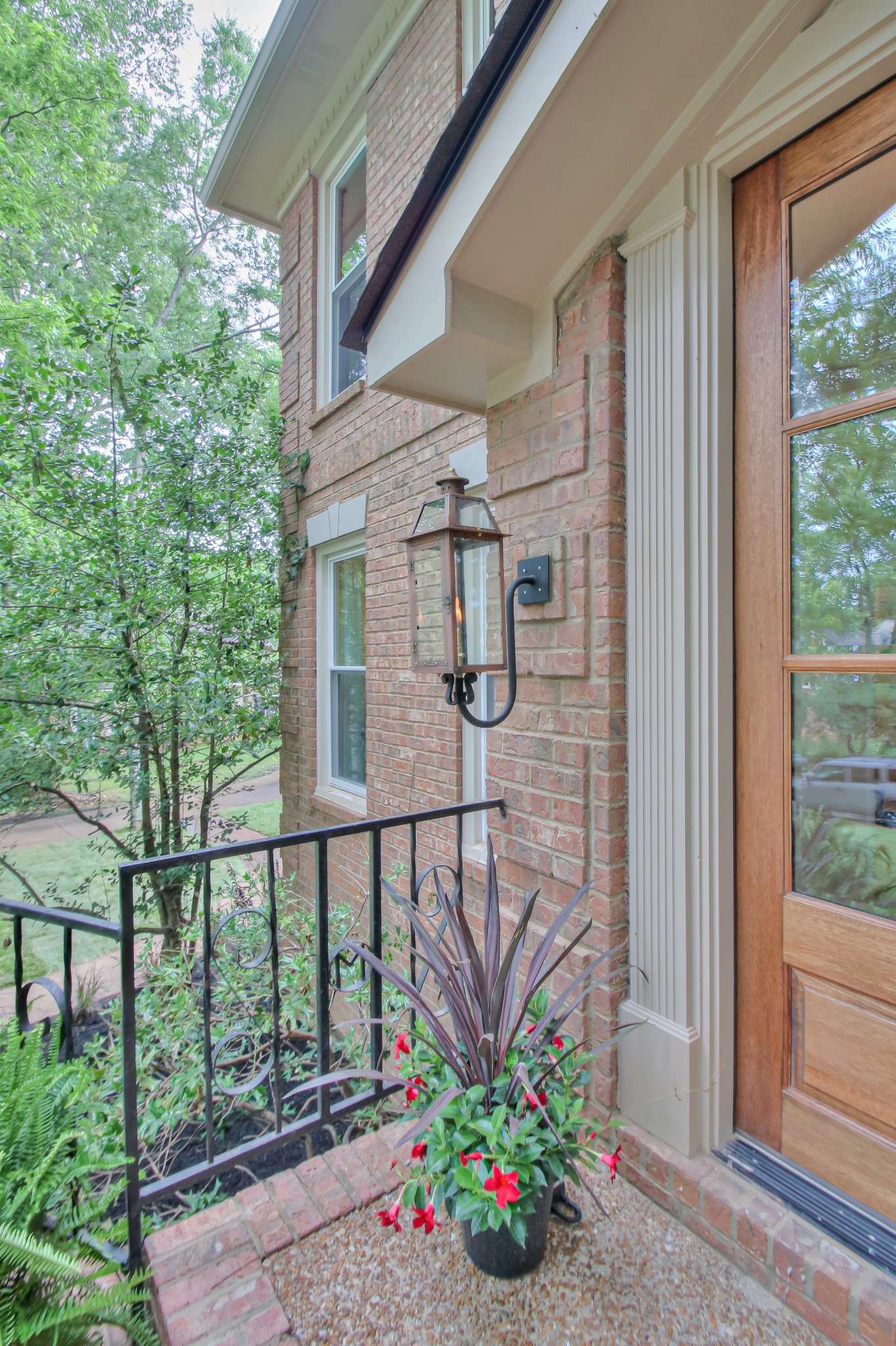 Franklin, TN 37069,170 N Berwick Ln