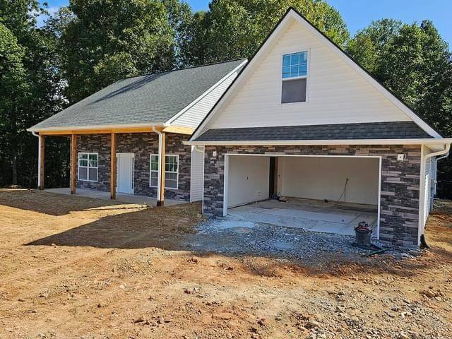 Gainesboro, TN 38562,268 Kendallwood Dr