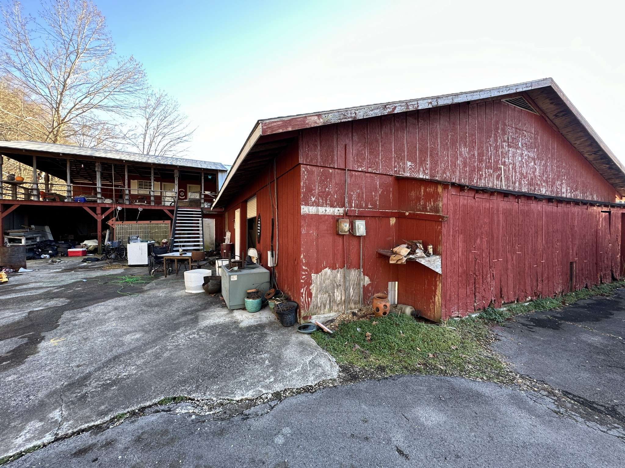 Red Boiling Springs, TN 37150,304 Main Street