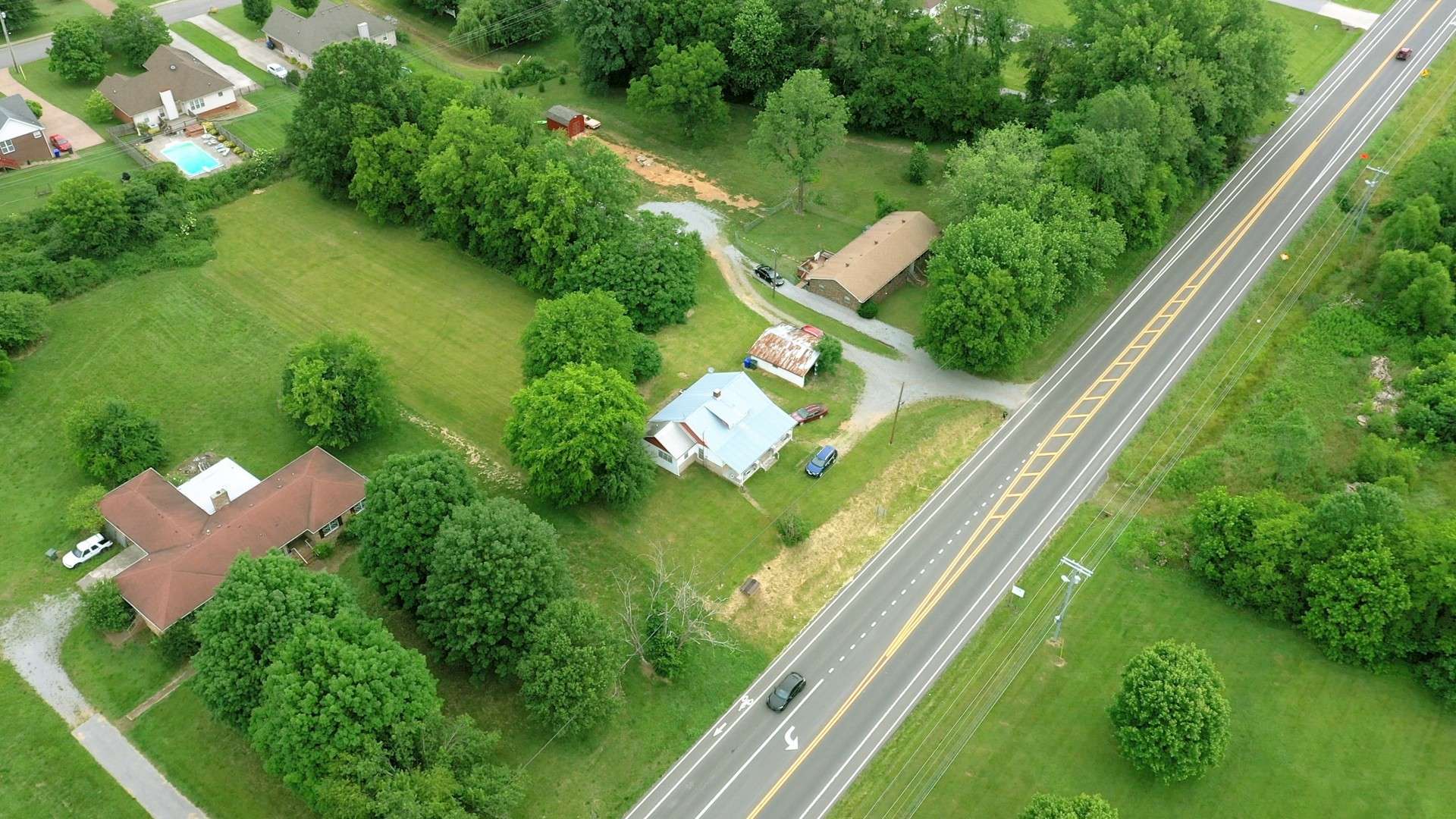 White House, TN 37188,2811 Highway 31 #W