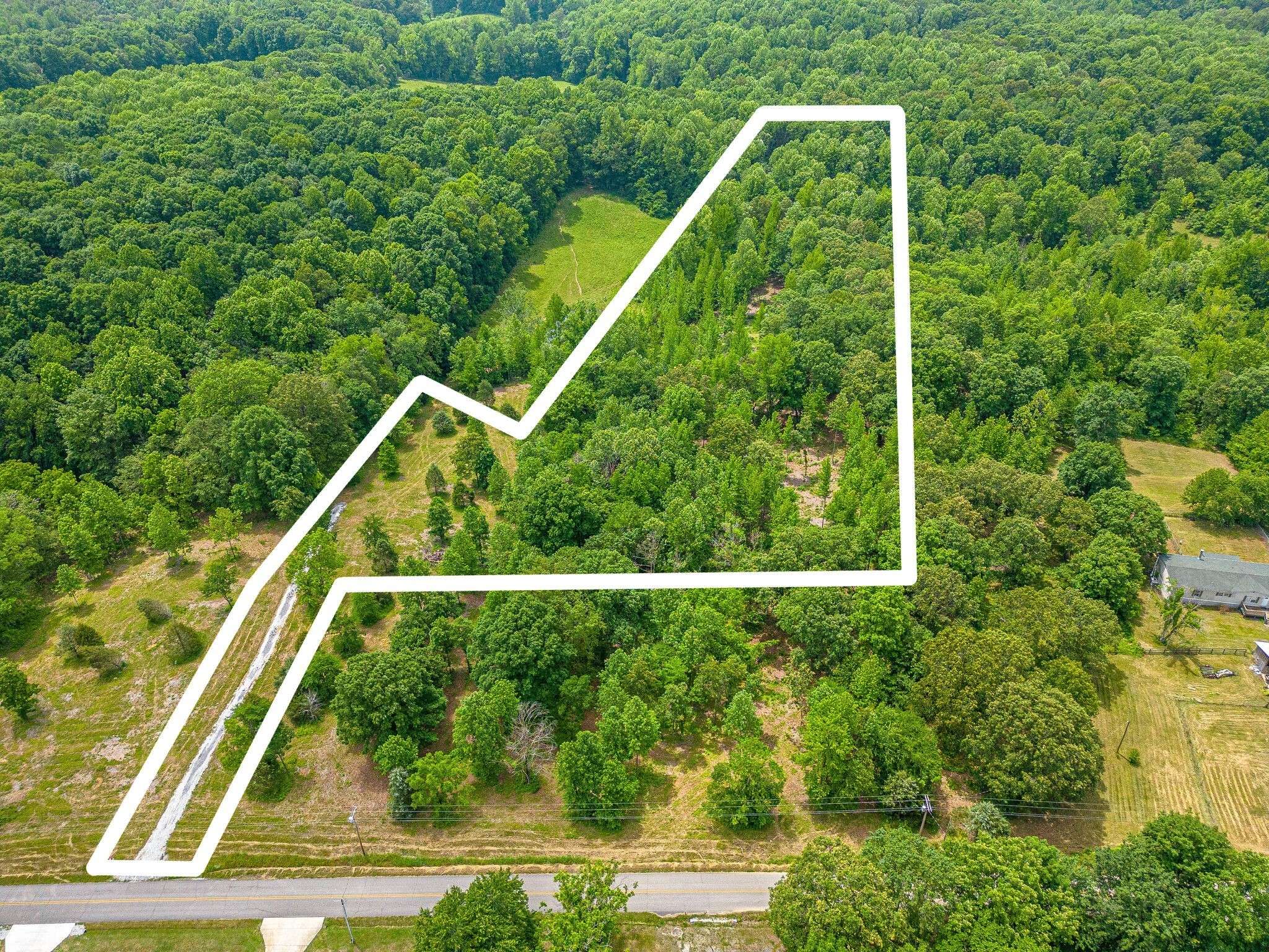 Charlotte, TN 37036,0 Promiseland Road ACREAGE