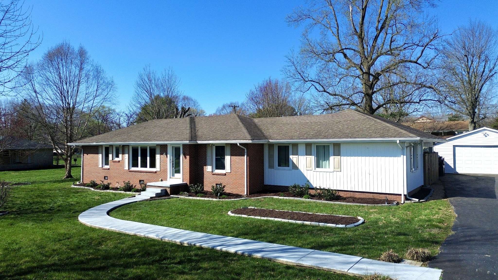 Hopkinsville, KY 42240,108 Marietta Dr
