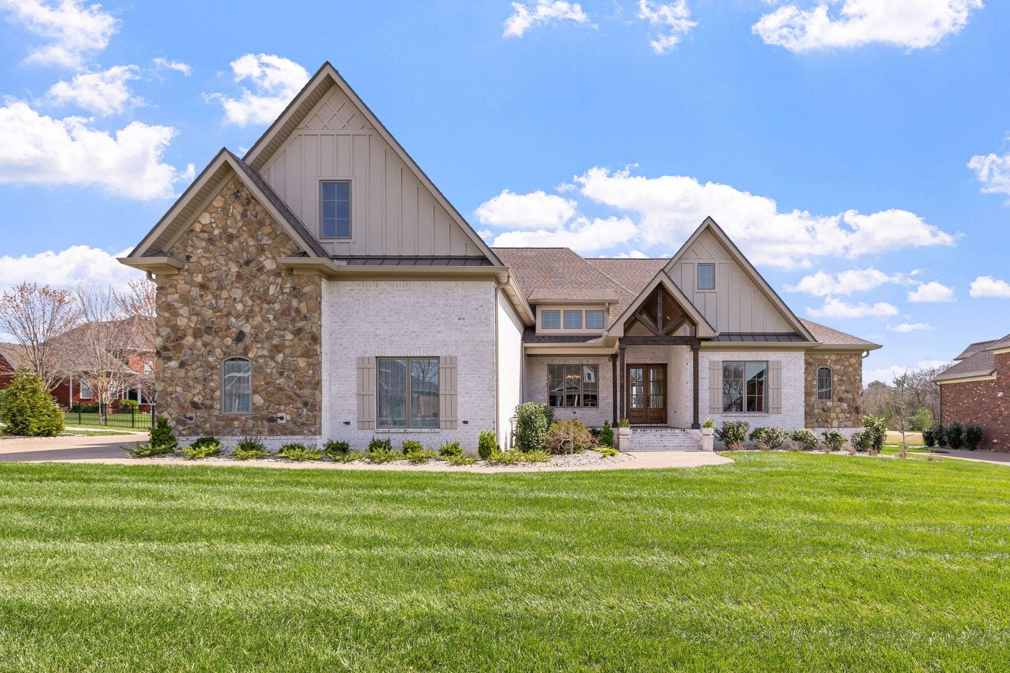 Lebanon, TN 37087,309 Five Oaks Blvd