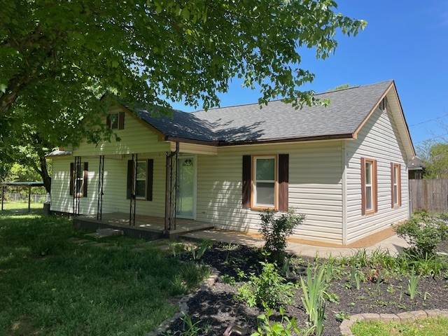 Decherd, TN 37324,503 N 2nd St