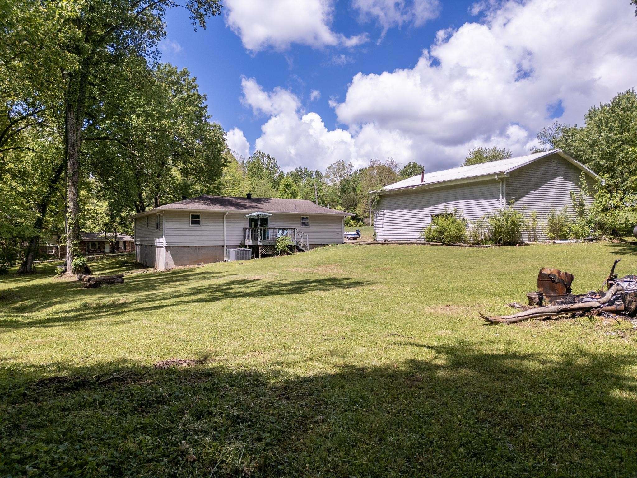 Greenbrier, TN 37073,7379 Peaceful Acres Rd