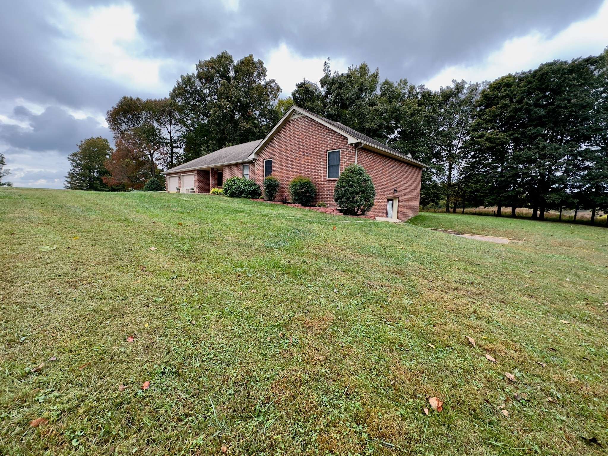 Westmoreland, TN 37186,397 Lauren Ln