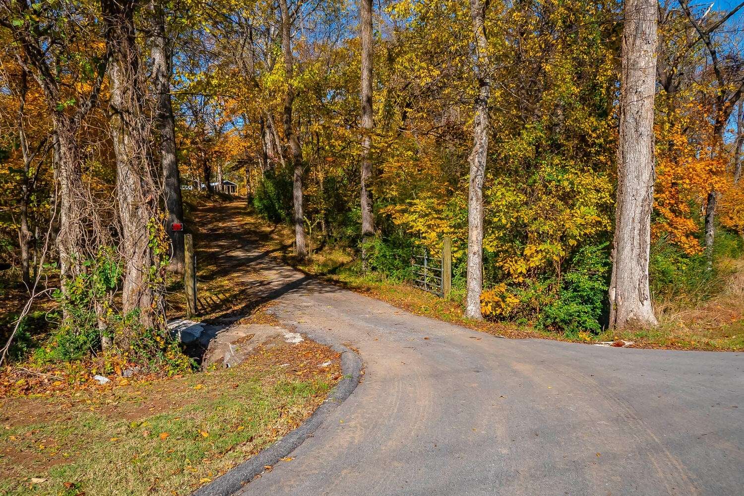 Columbia, TN 38401,2360 Glennridge Rd