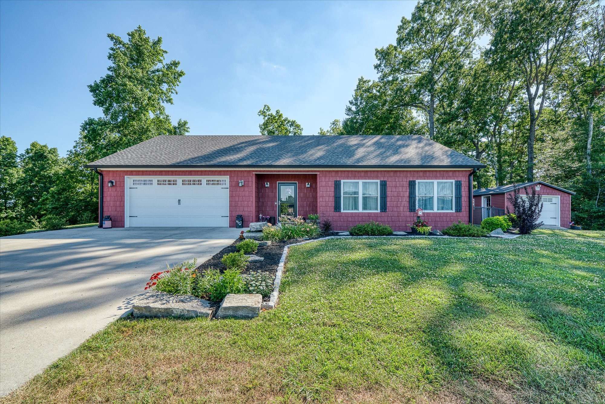 Byrdstown, TN 38549,625 Amonett Cir