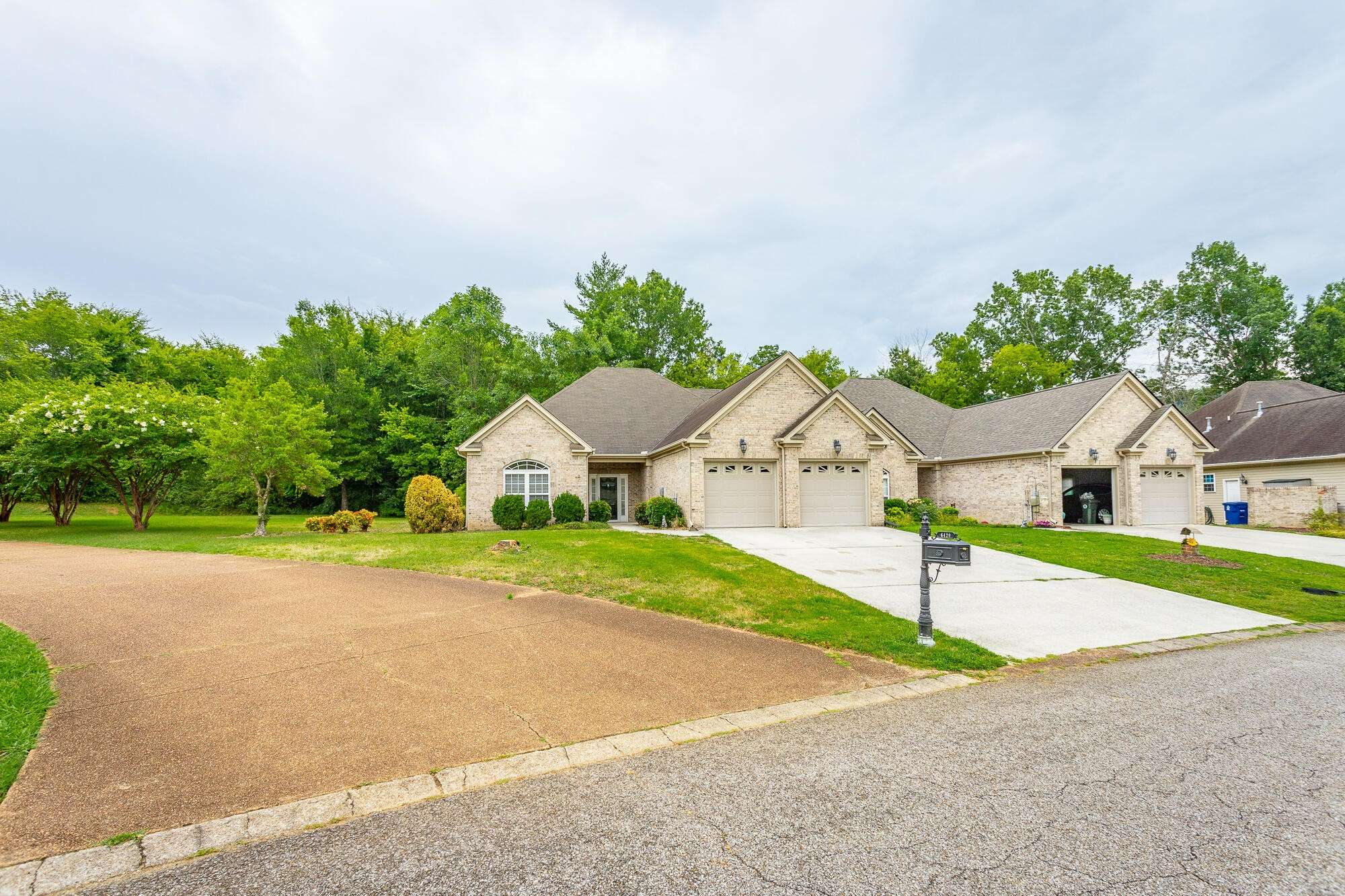 Hixson, TN 37343,6420 Brookmead Circle