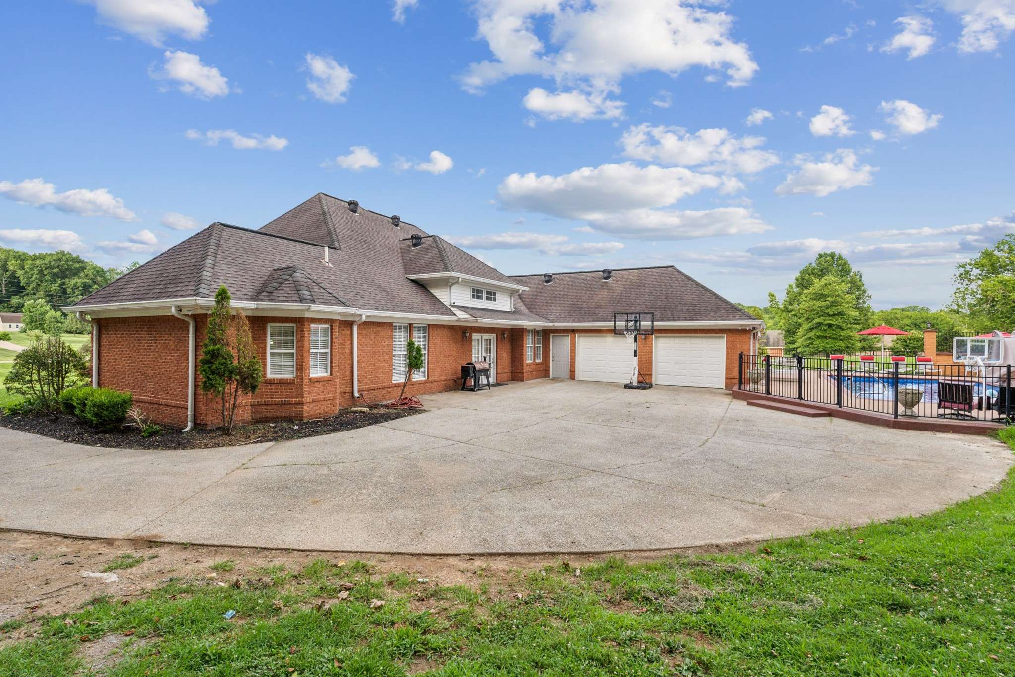 Hartsville, TN 37074,475 Thoroughbred Ln