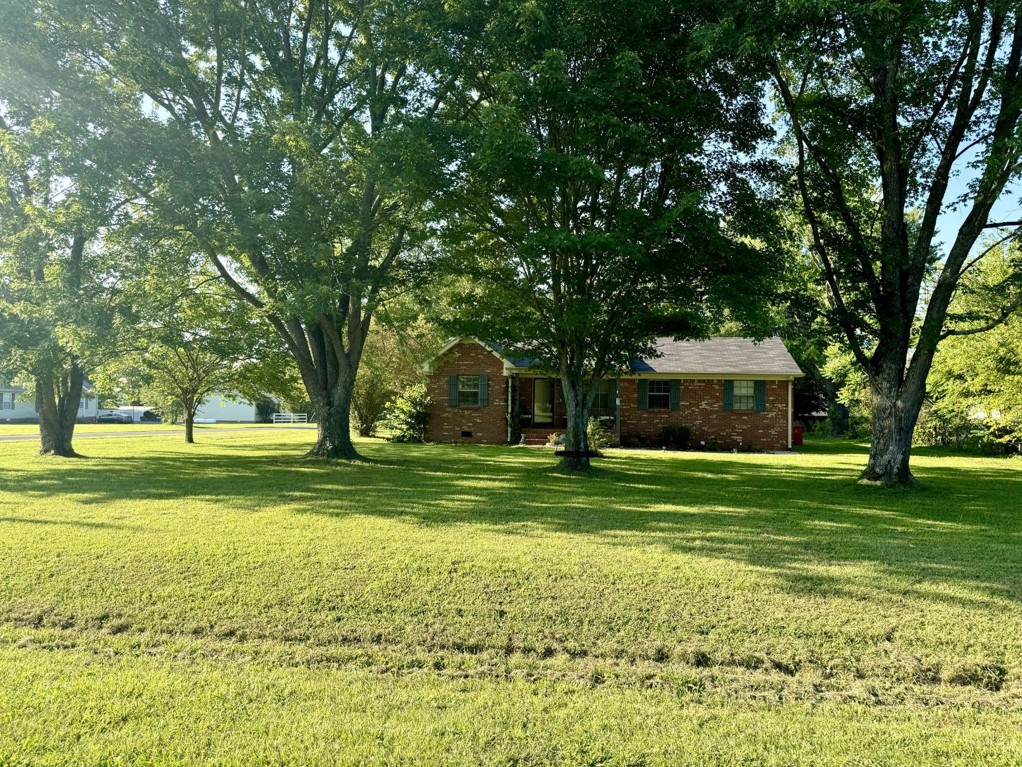 Lafayette, TN 37083,284 Kay Cir