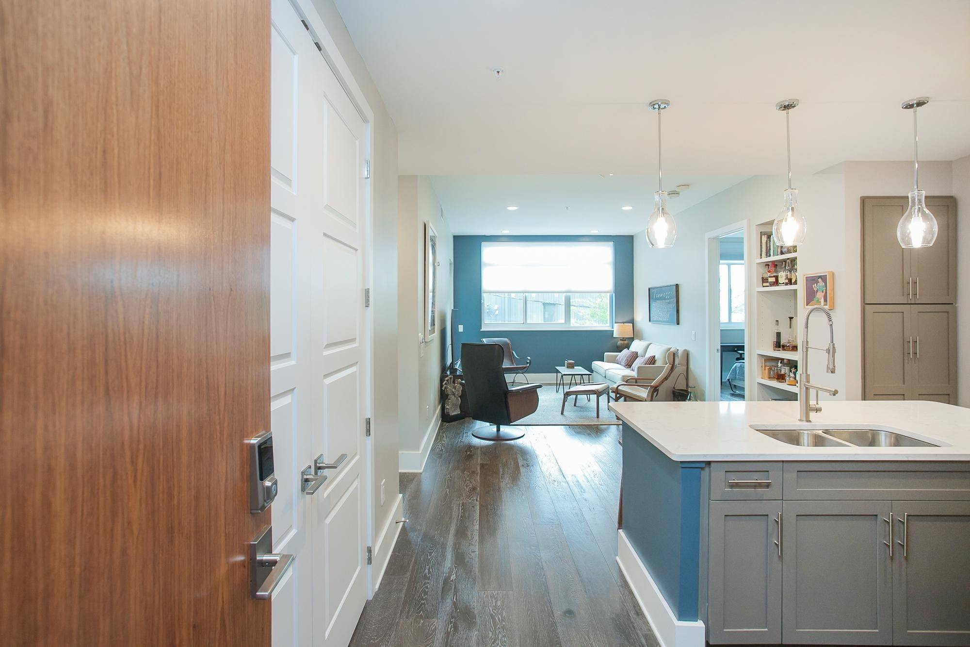 Nashville, TN 37210,20 Rutledge St #211
