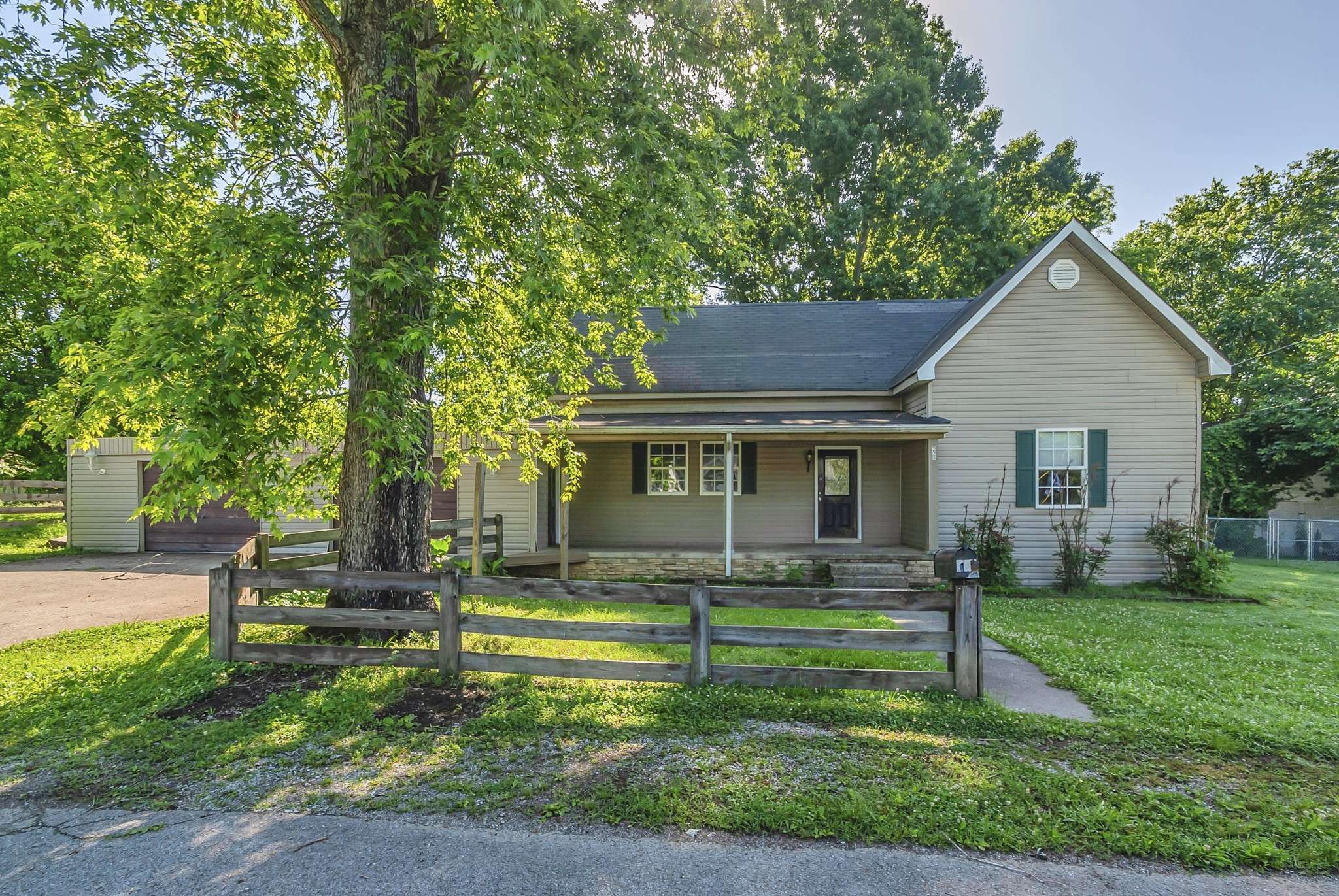 Lynnville, TN 38472,226 Higdon St