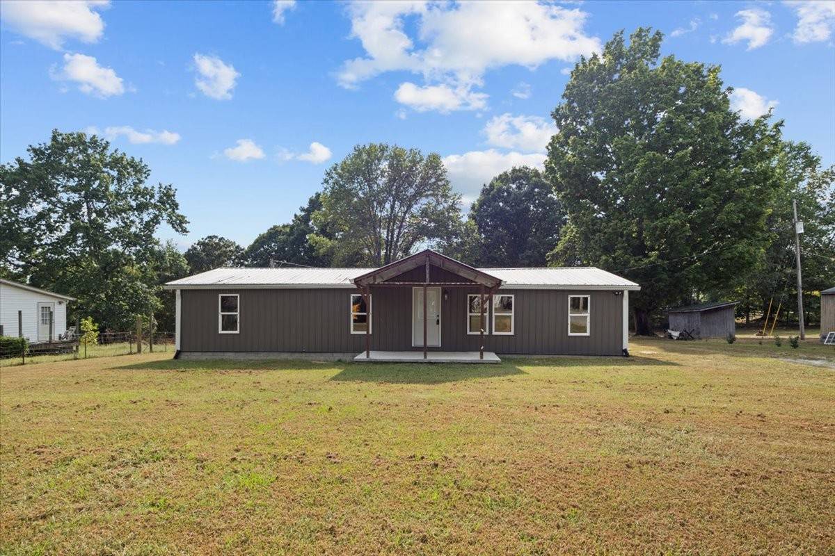 Dickson, TN 37055,104 Lee Dr