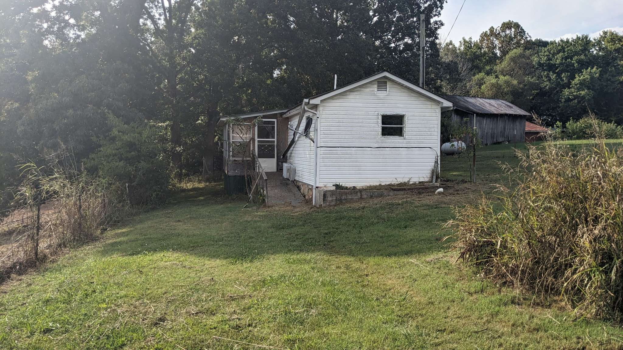 Livingston, TN 38570,116 Davis Rd