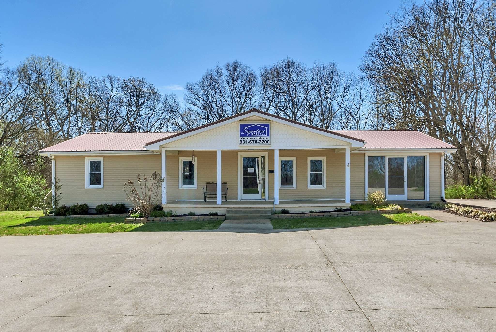 Lyles, TN 37098,5652 Highway 100