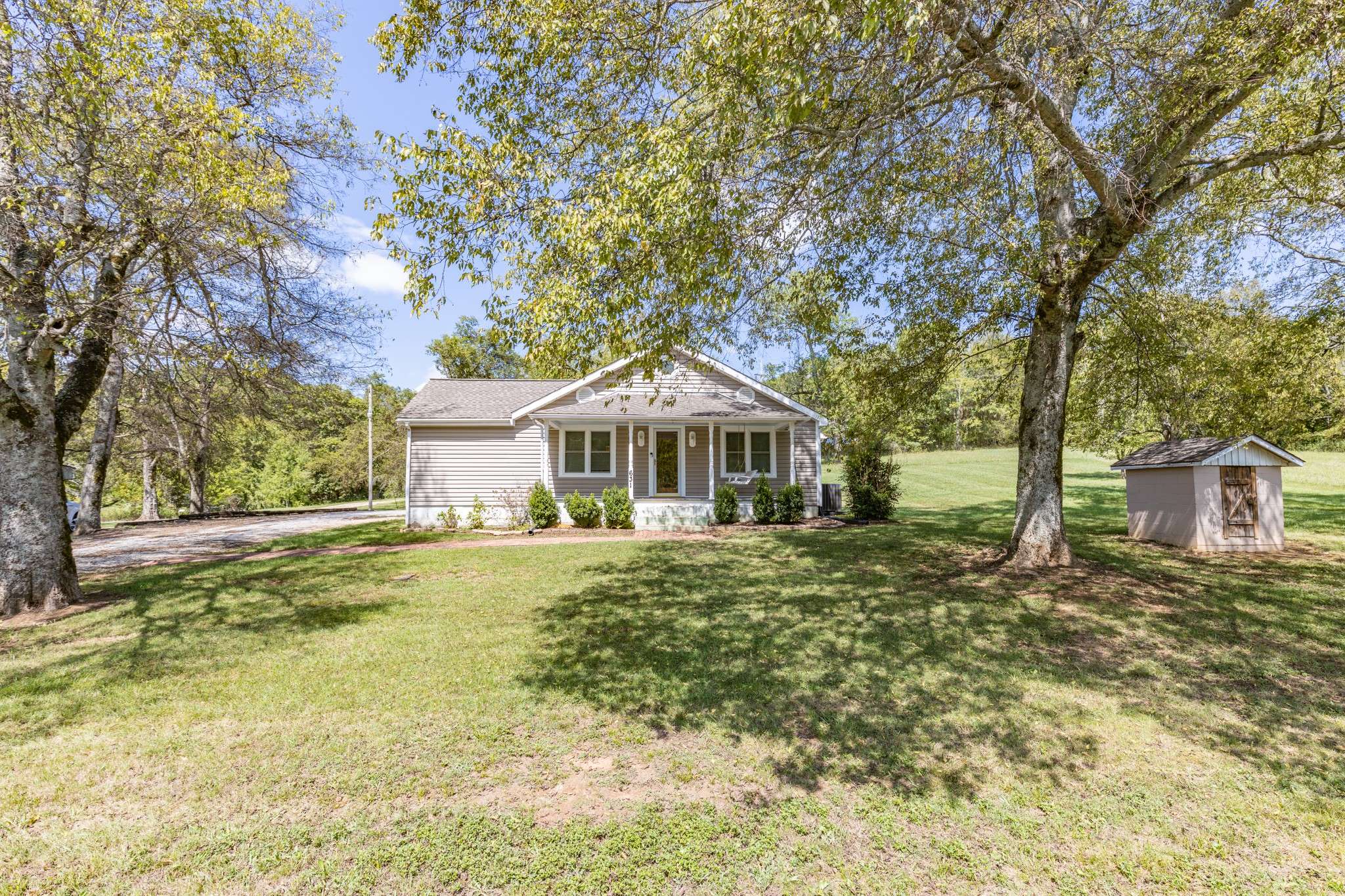 Pulaski, TN 38478,631 Owl Hollow Rd