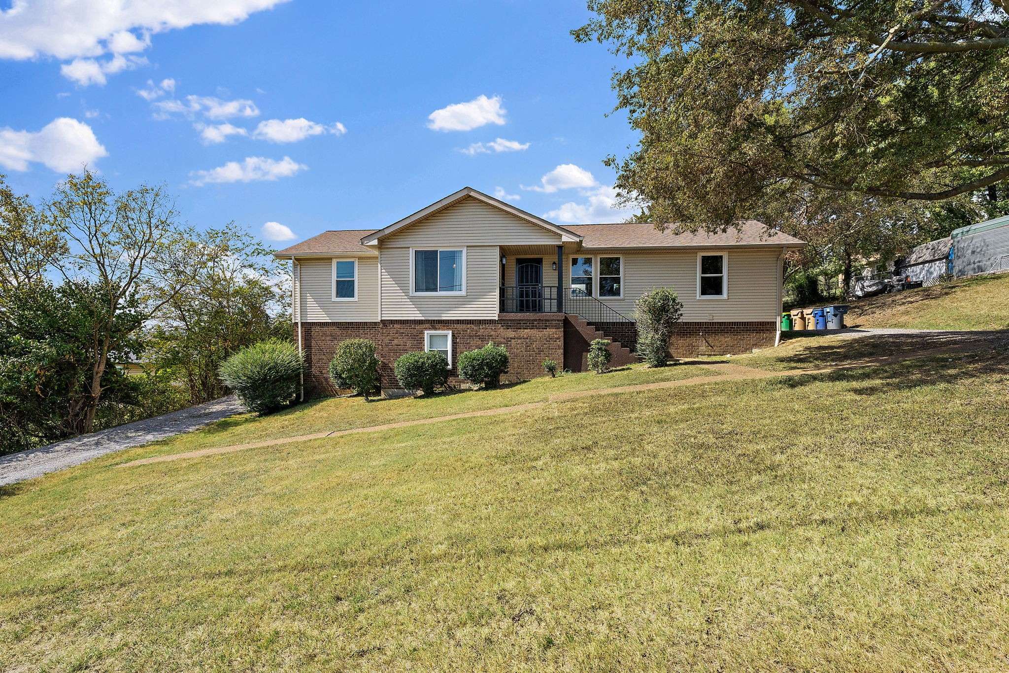 Goodlettsville, TN 37072,502 Dorothy Dr #A