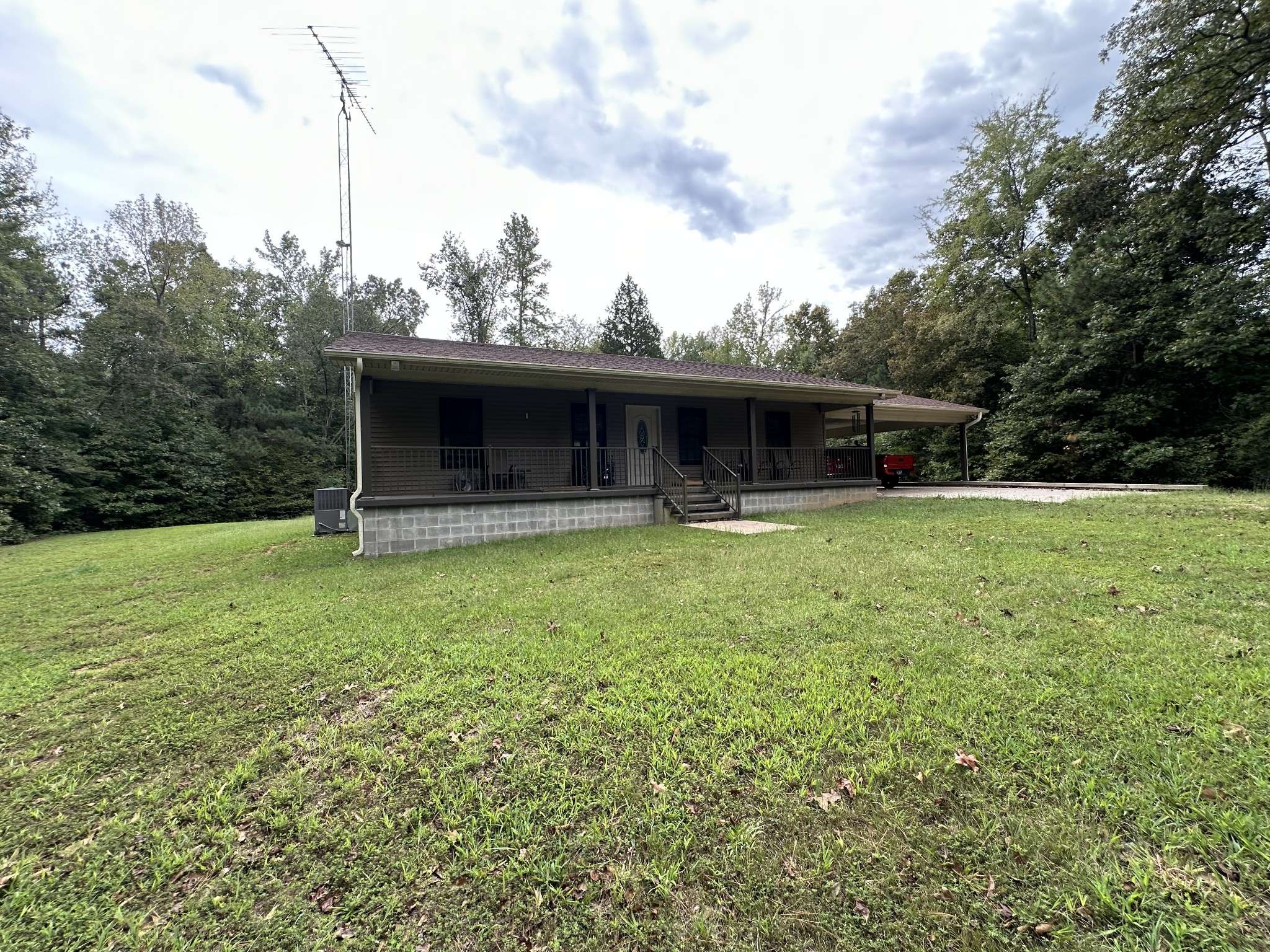 Paris, TN 38242,3940 Clifty Rd