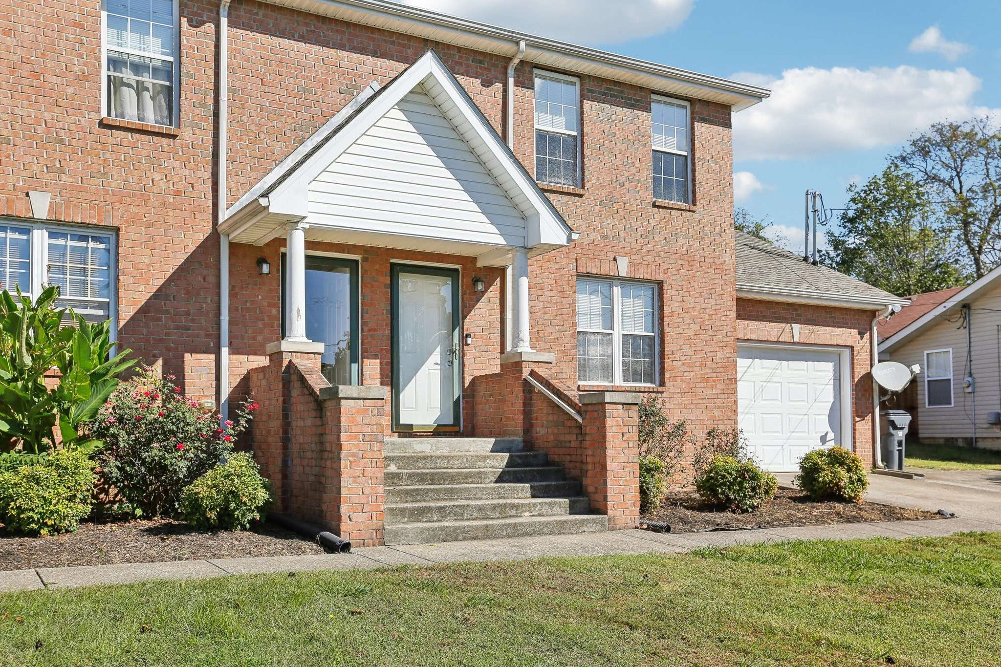 Goodlettsville, TN 37072,329 Moncrief Ave