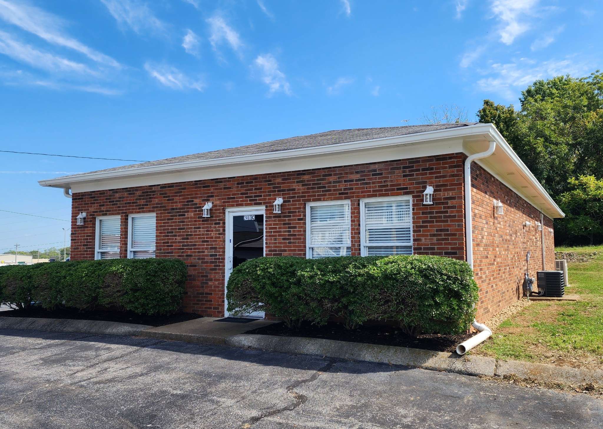 Columbia, TN 38401,2407C Pulaski Hwy