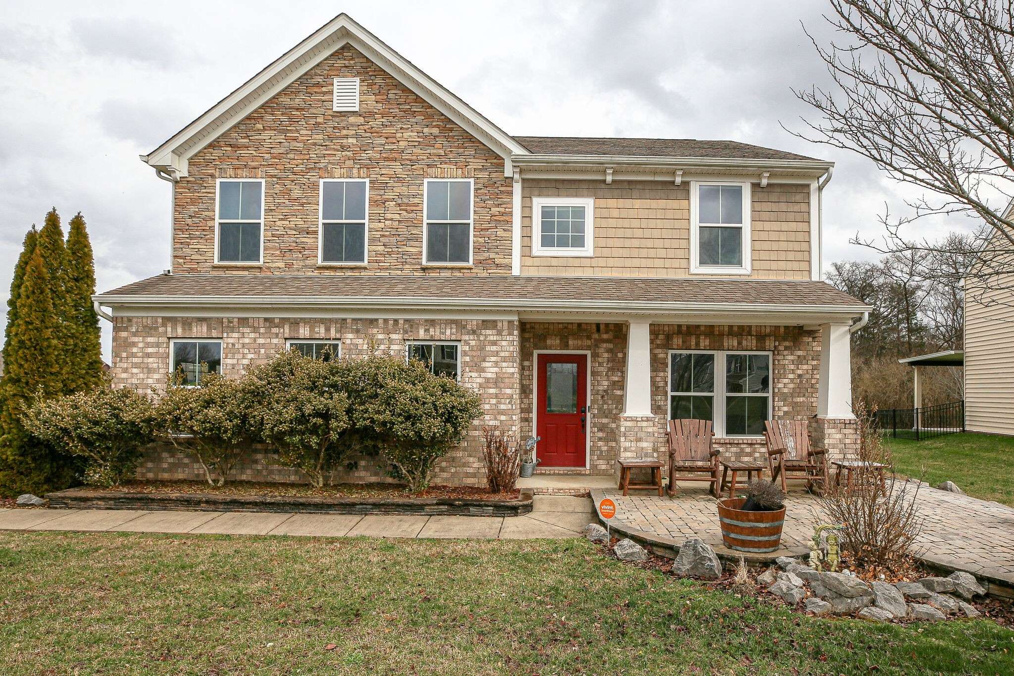 Murfreesboro, TN 37128,2002 Oak Dr