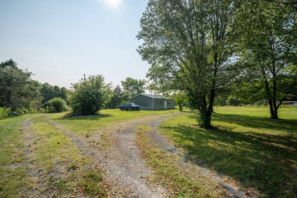 Cookeville, TN 38501,140 Roberts Hollow Ln