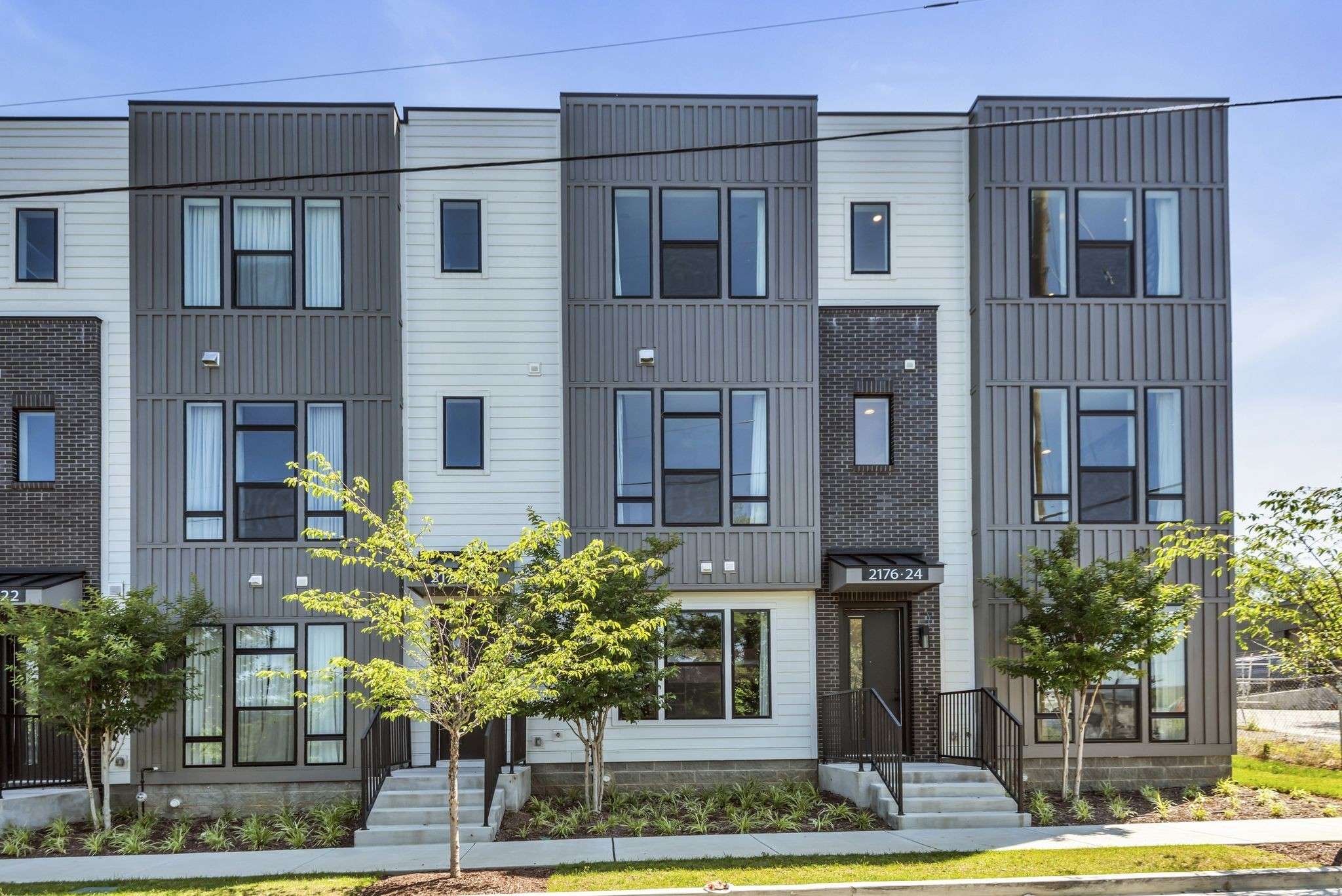Nashville, TN 37211,2176 Carson St #24