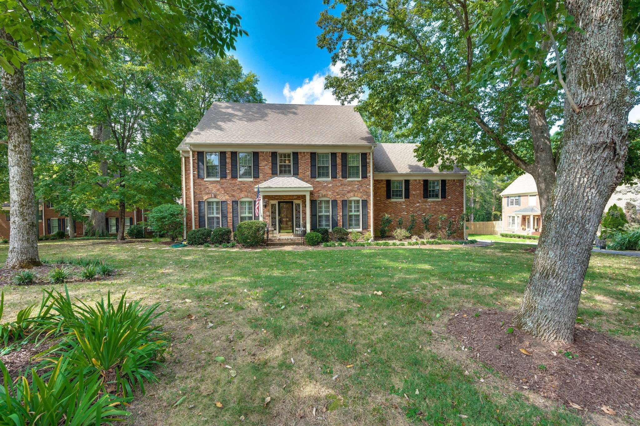 Nashville, TN 37215,6319 Chickering Woods Dr