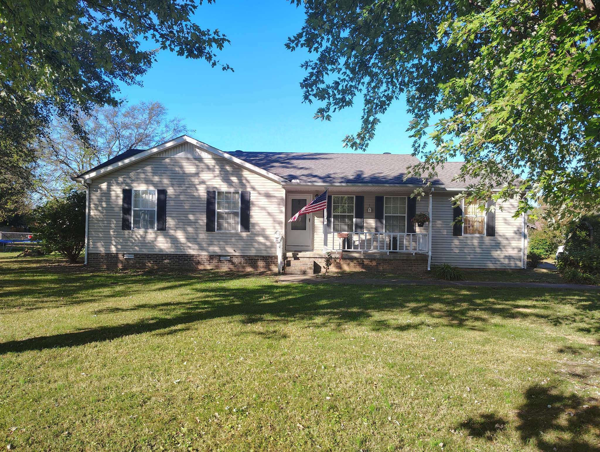 Lafayette, TN 37083,242 Kay Cir