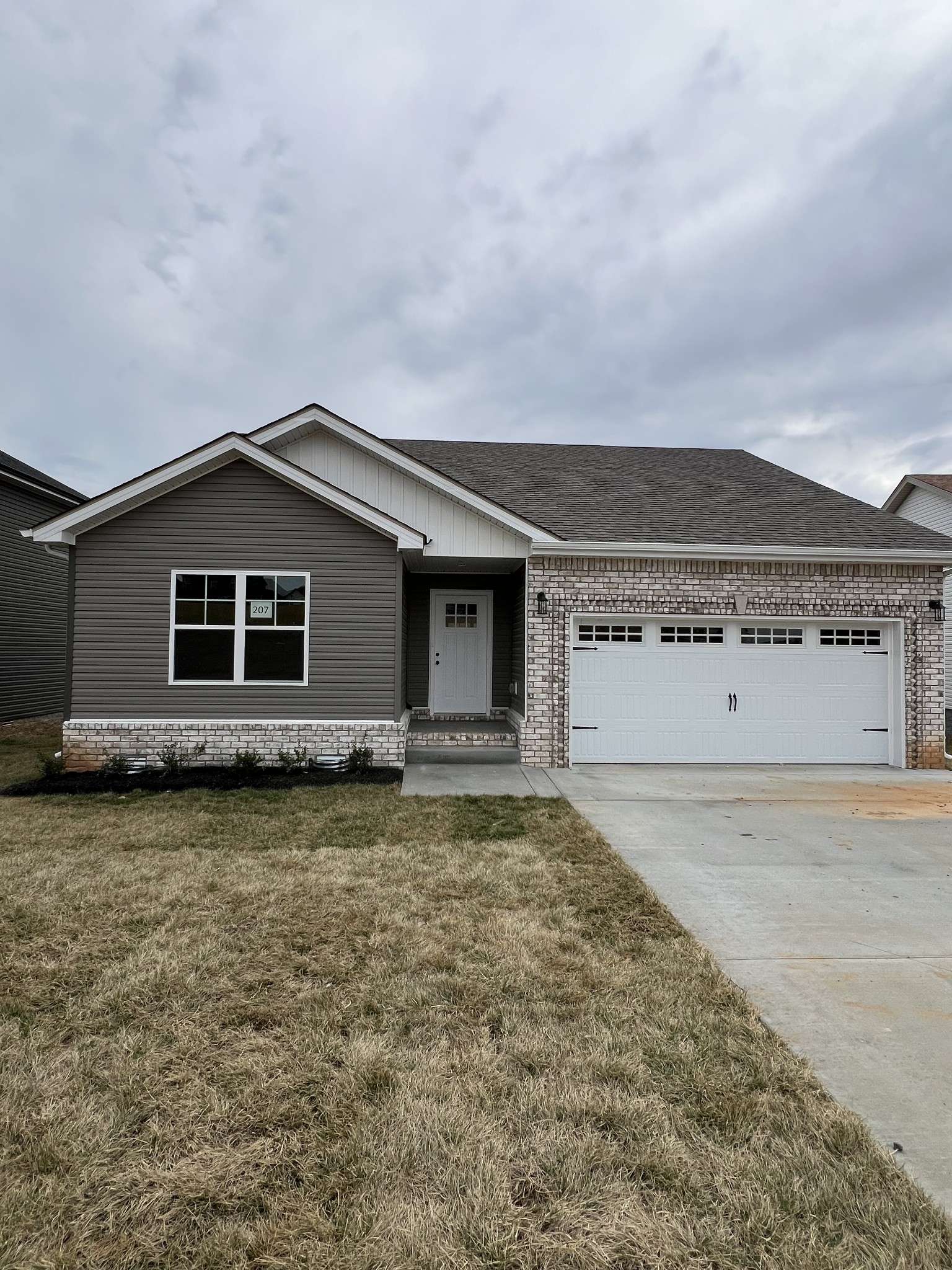 Clarksville, TN 37040,207 Cardinal Creek
