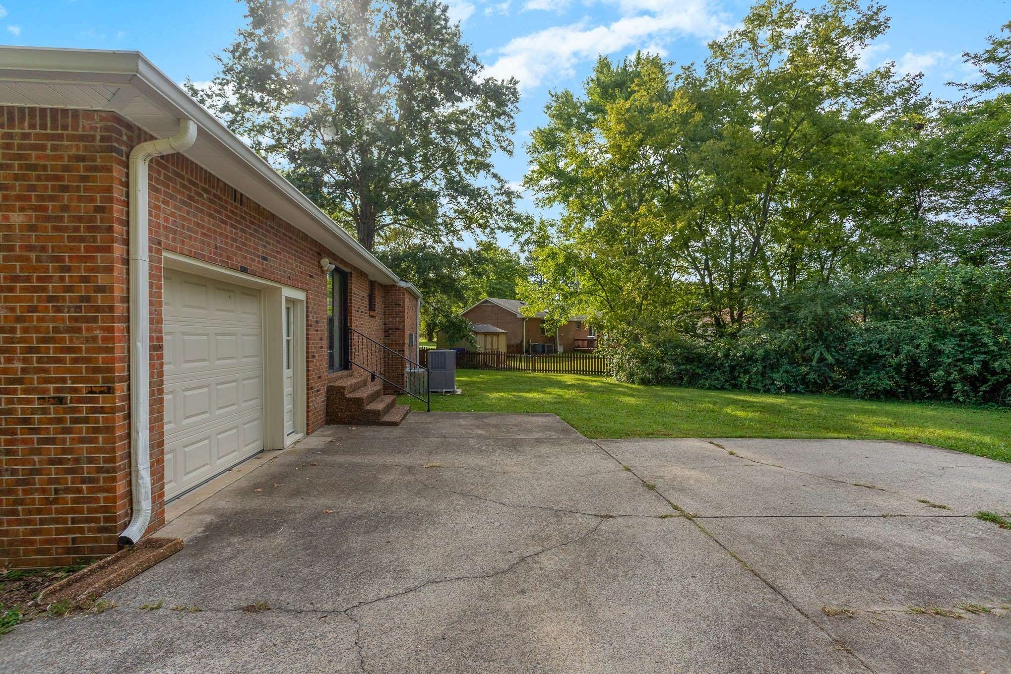 Nashville, TN 37221,801 Footpath Terrace