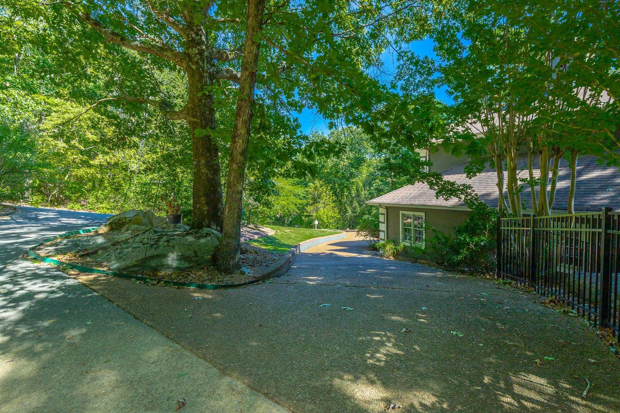 Signal Mountain, TN 37377,3641 W Road
