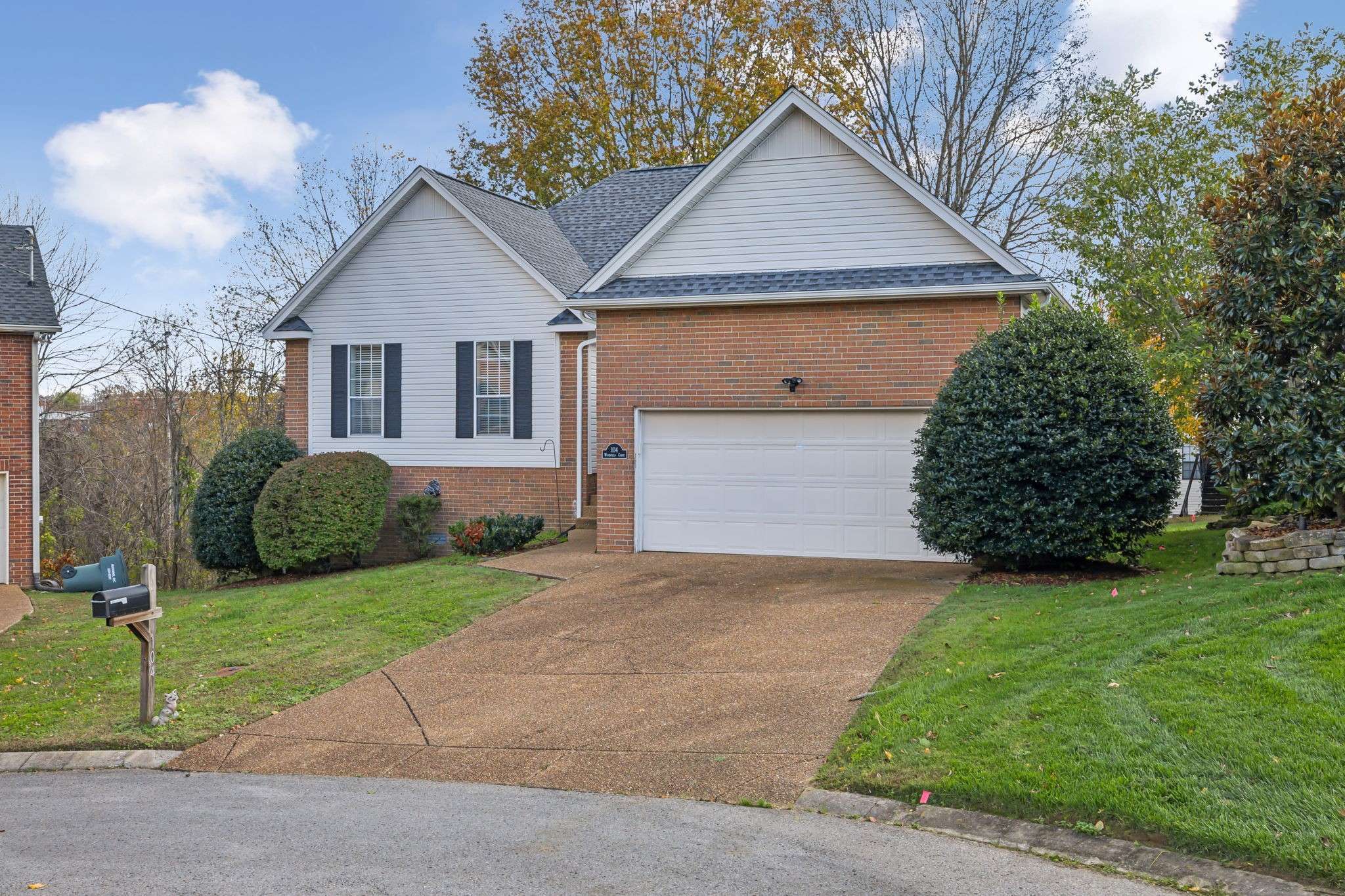 Nashville, TN 37211,104 Woodfield Ct